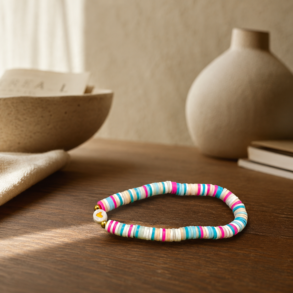 Stretch Disc Bead Bracelet – Coastal Pastel Heart | Boutique LH Montréal