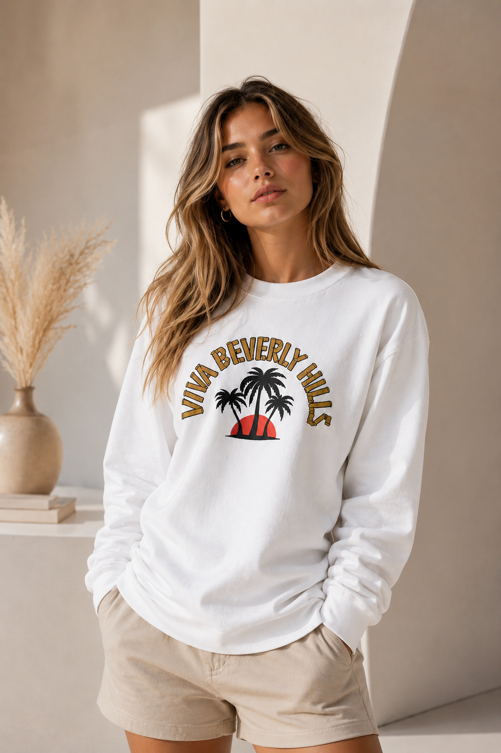 Viva Beverly Hills Palm Sunset Graphic Crewneck Sweatshirt | Women Category | Boutique LH Montréal