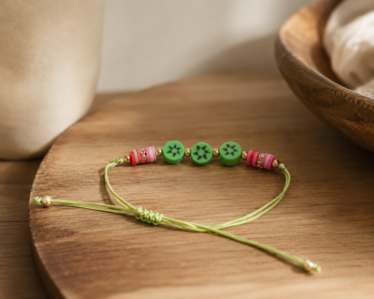 Adjustable Kiwi Beaded Bracelet – Green Cord | Boutique LH Montréal