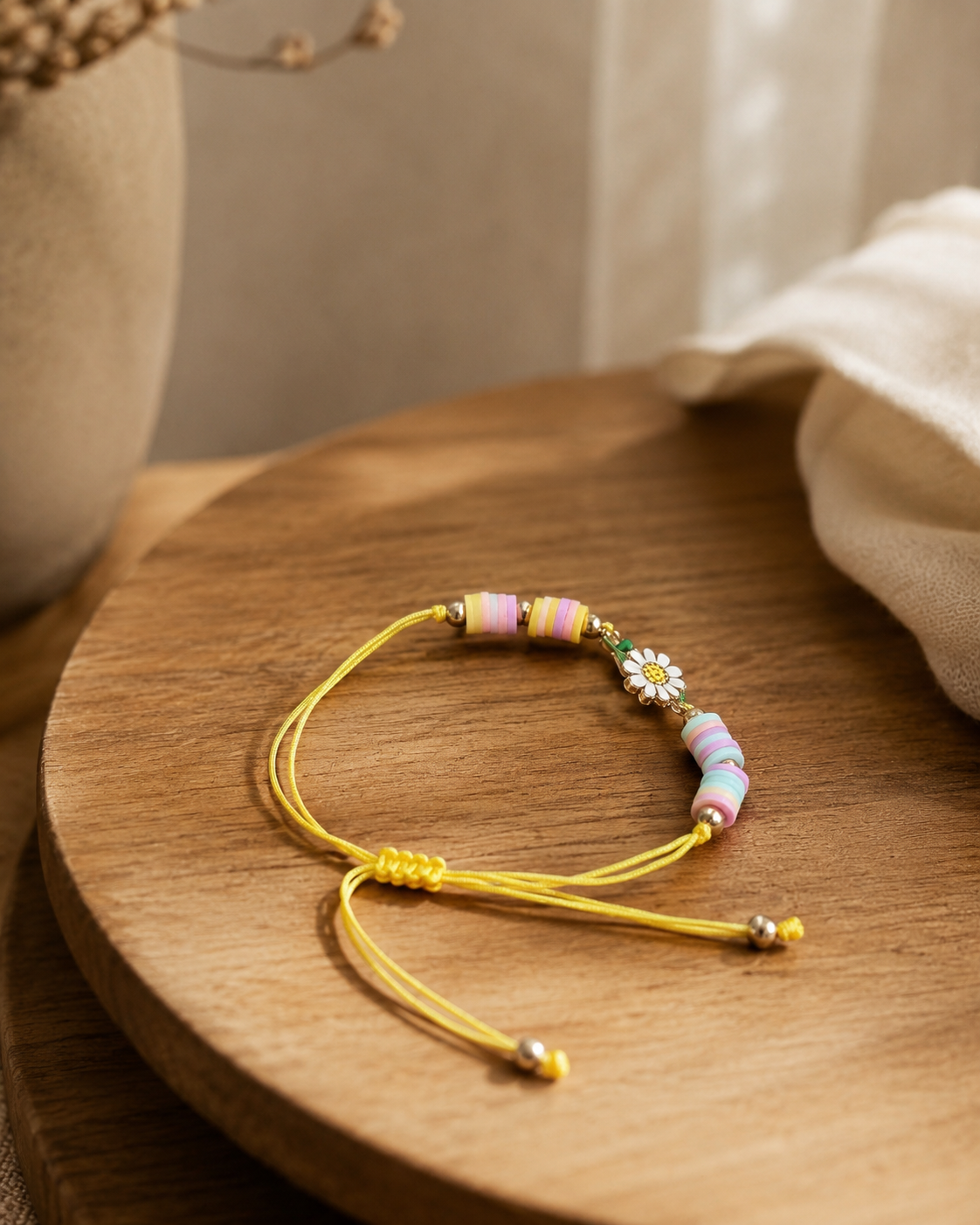 Adjustable Daisy Beaded Bracelet – Yellow Cord | Boutique LH Montréal