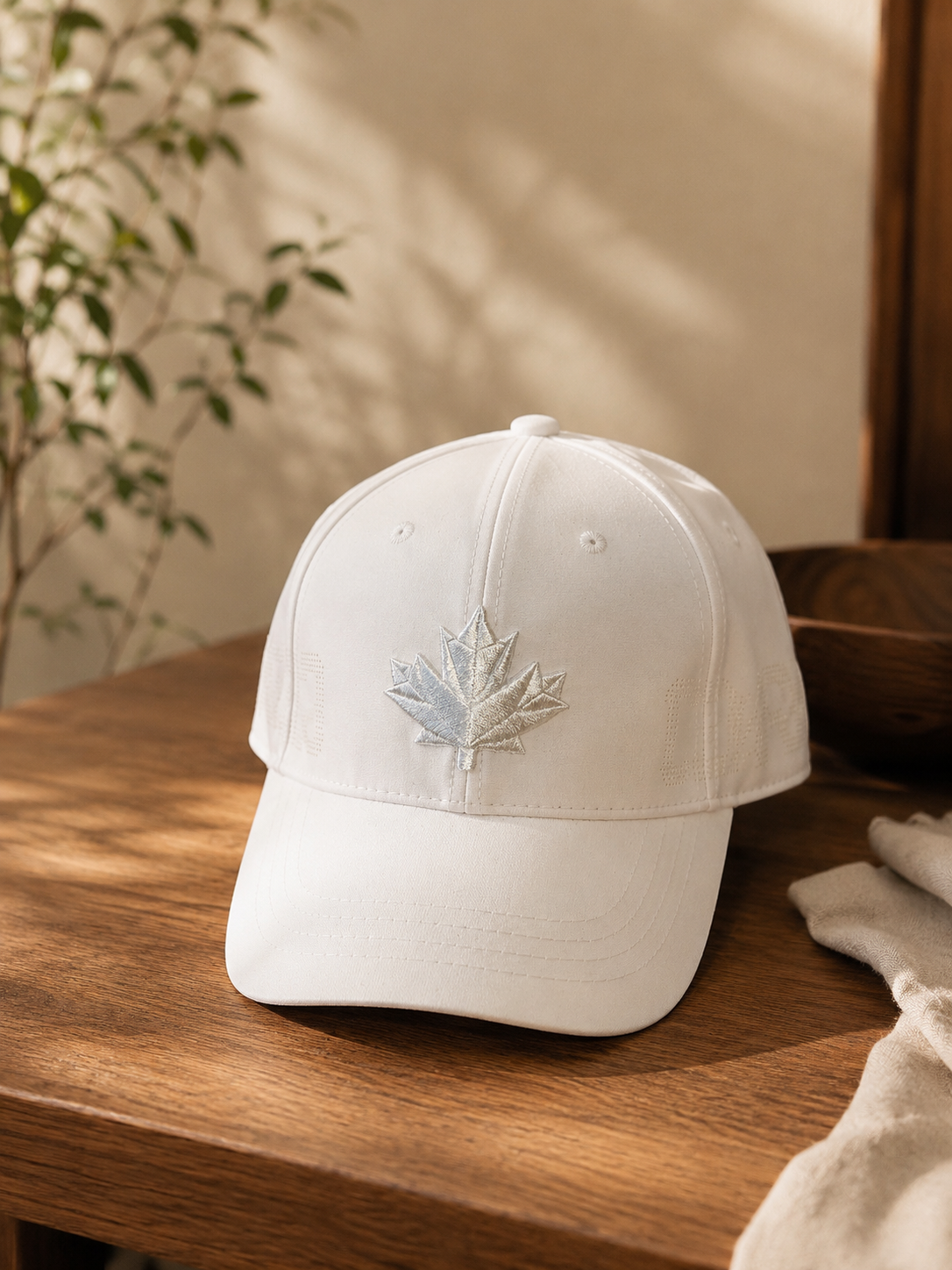 Canada Maple Leaf Cap – White Tonal Embroidered Performance Hat | Boutique LH Montréal