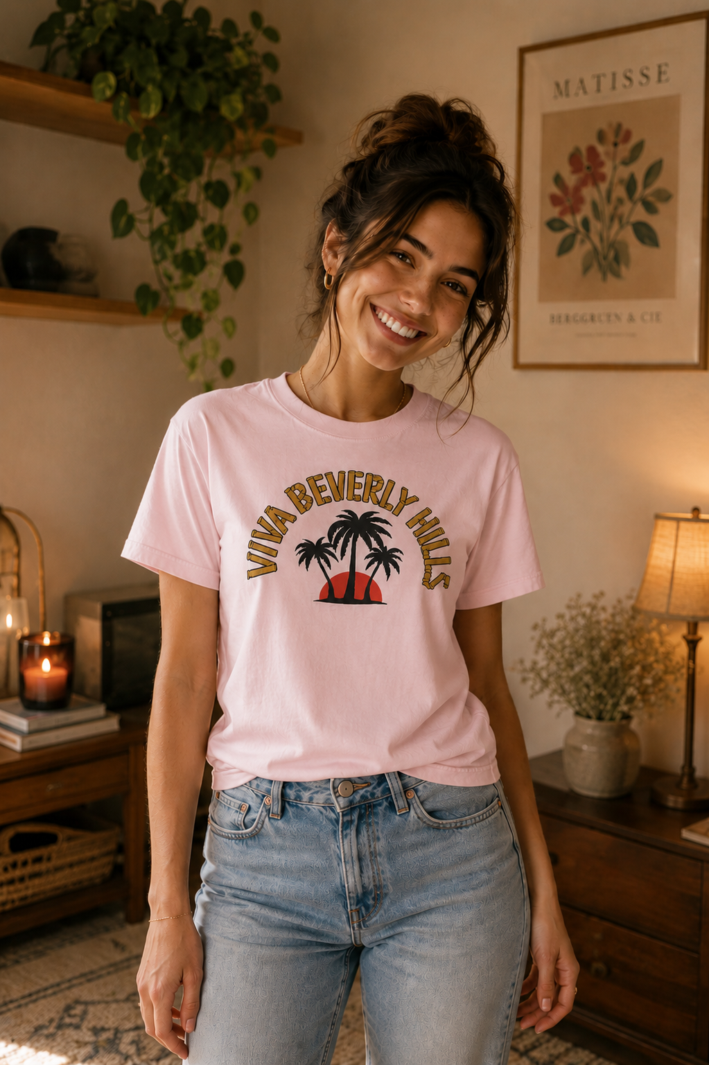 Viva Beverly Hills Palm Sunset Graphic T-Shirt | Women Category | Boutique LH Montréal
