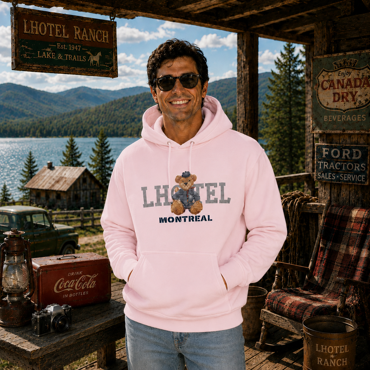 KELLY Unisex Hoodie | Boutique LH Montréal