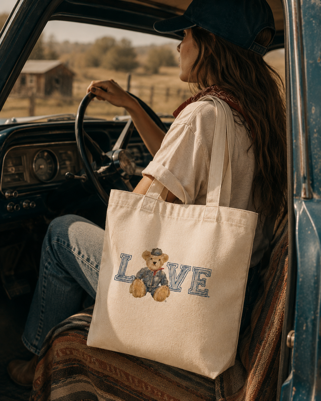 Noa Tote Bag – LOVE Bear Collegiate Canvas | Boutique LH Montréal