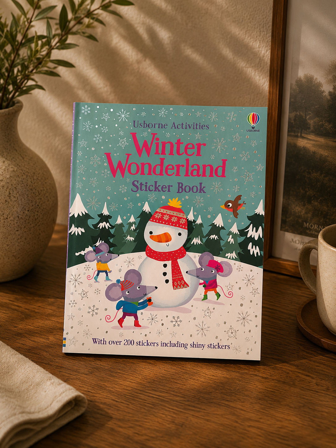 Usborne Winter Wonderland Sticker Book | Boutique LH Montréal